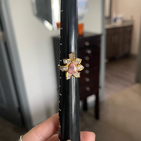Stunning CZ Pink Flower Ring - Picture 4 of 9